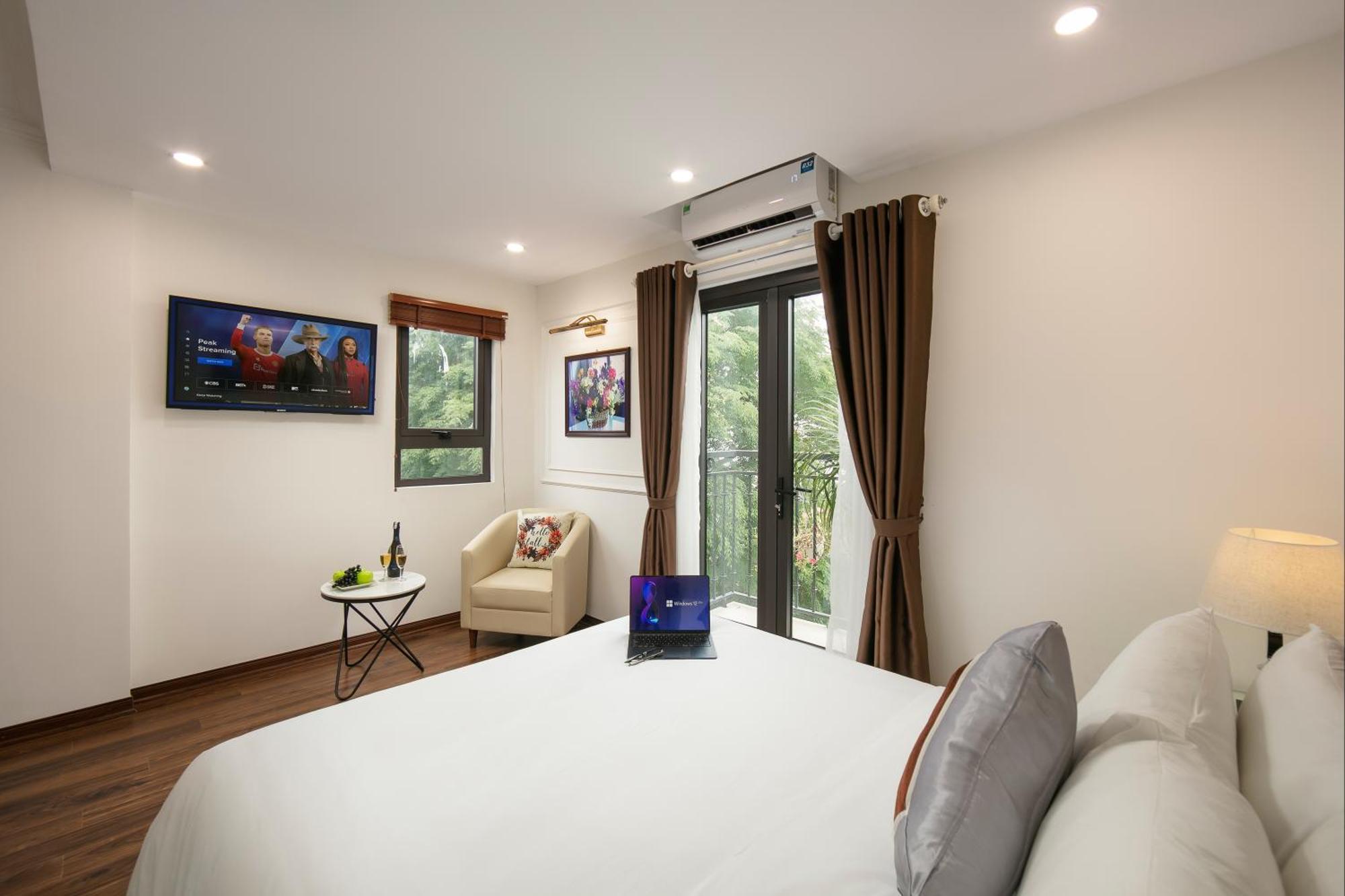 Trangtrang Luxury Hotel Hanoi Buitenkant foto