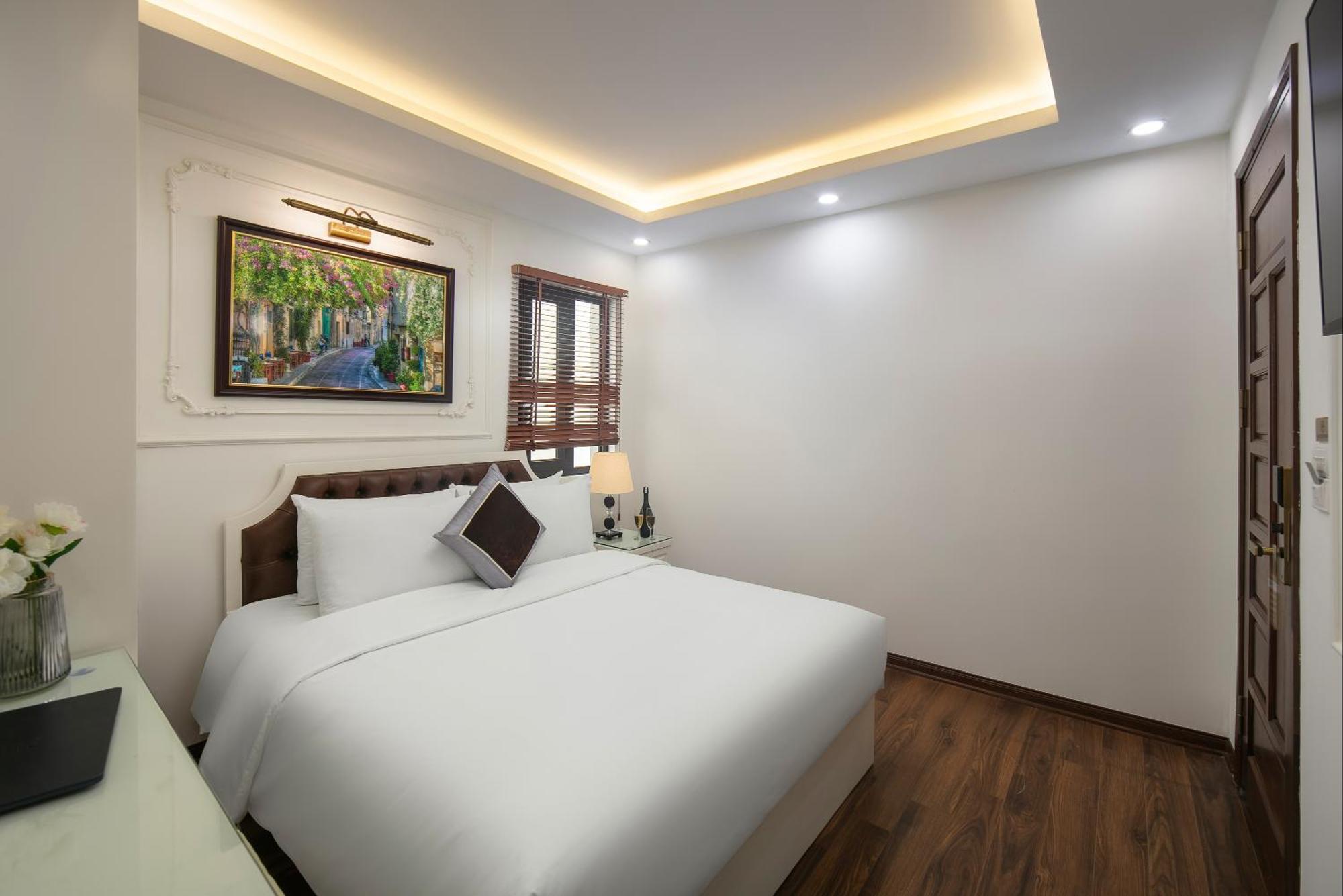 Trangtrang Luxury Hotel Hanoi Buitenkant foto