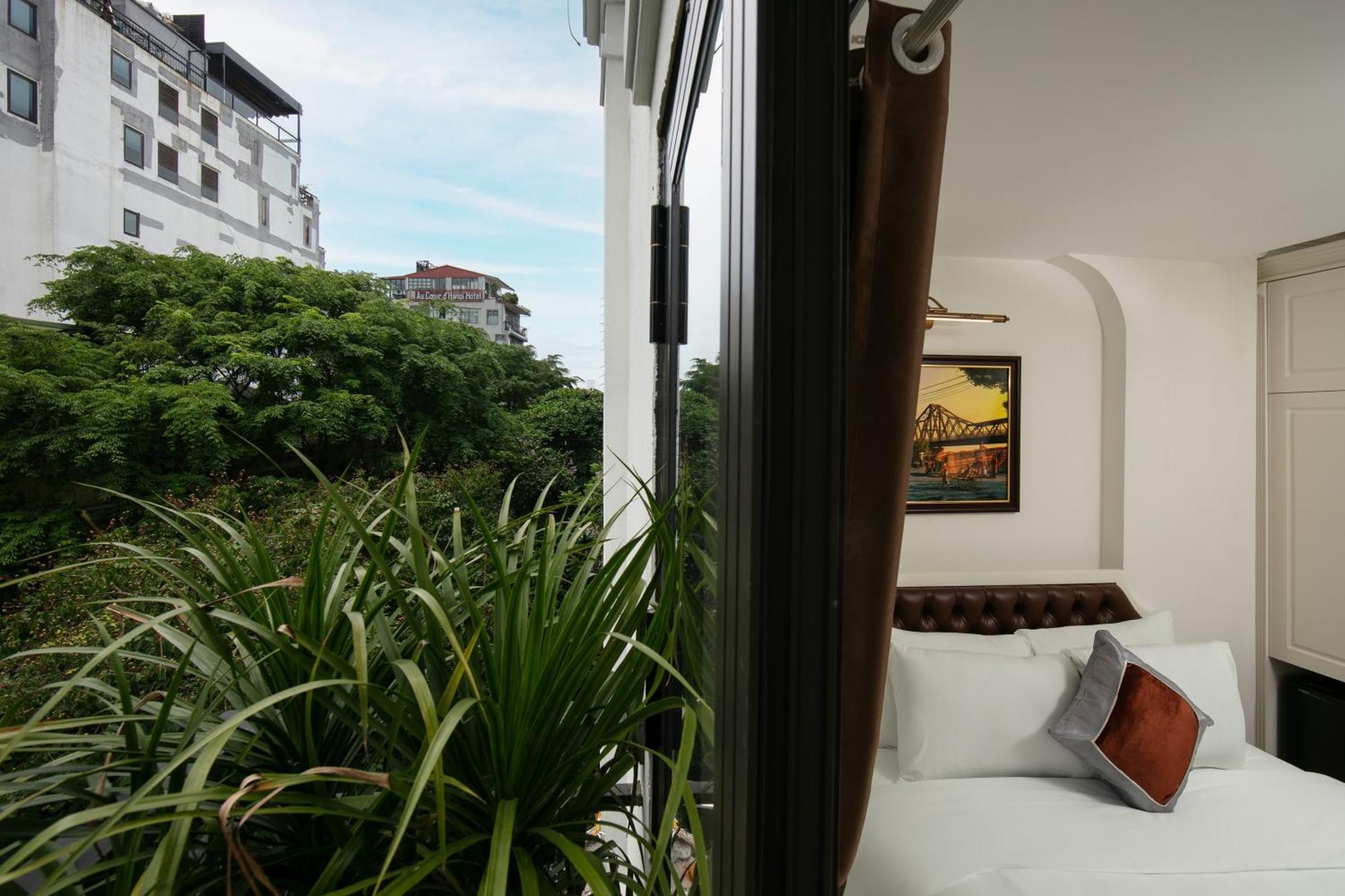 Trangtrang Luxury Hotel Hanoi Buitenkant foto