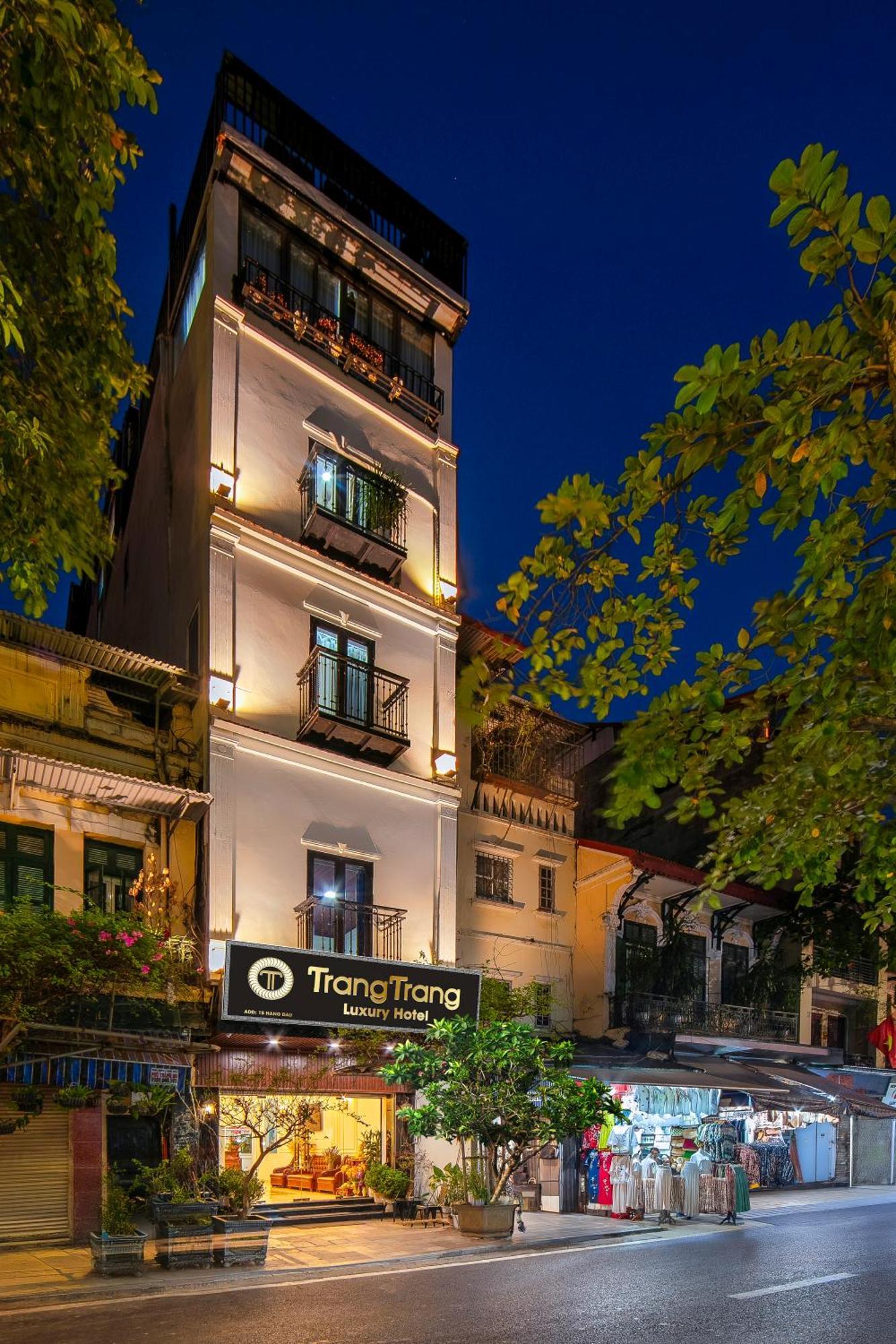 Trangtrang Luxury Hotel Hanoi Buitenkant foto