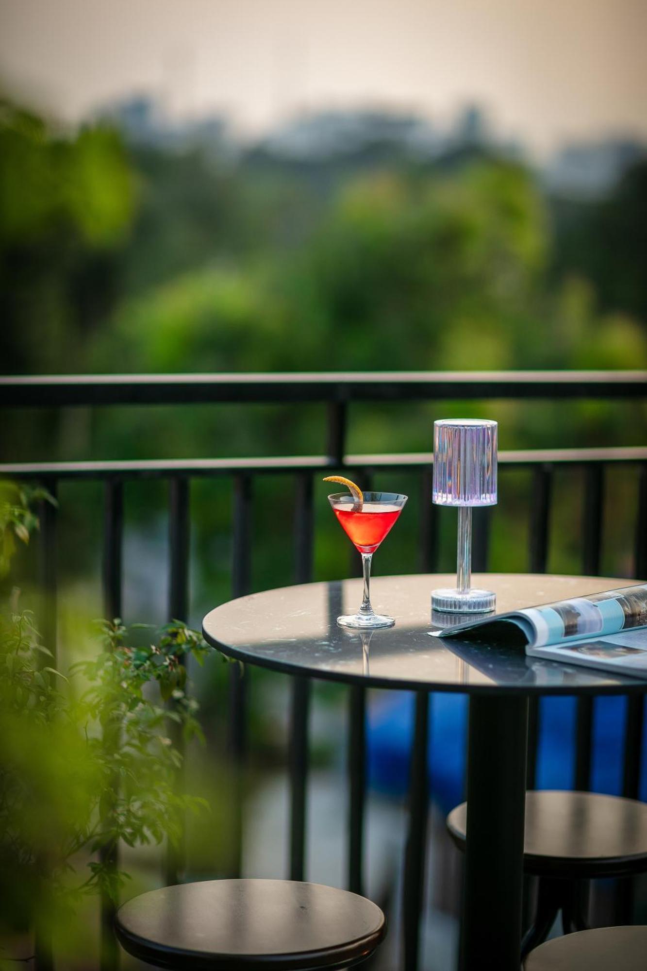 Trangtrang Luxury Hotel Hanoi Buitenkant foto