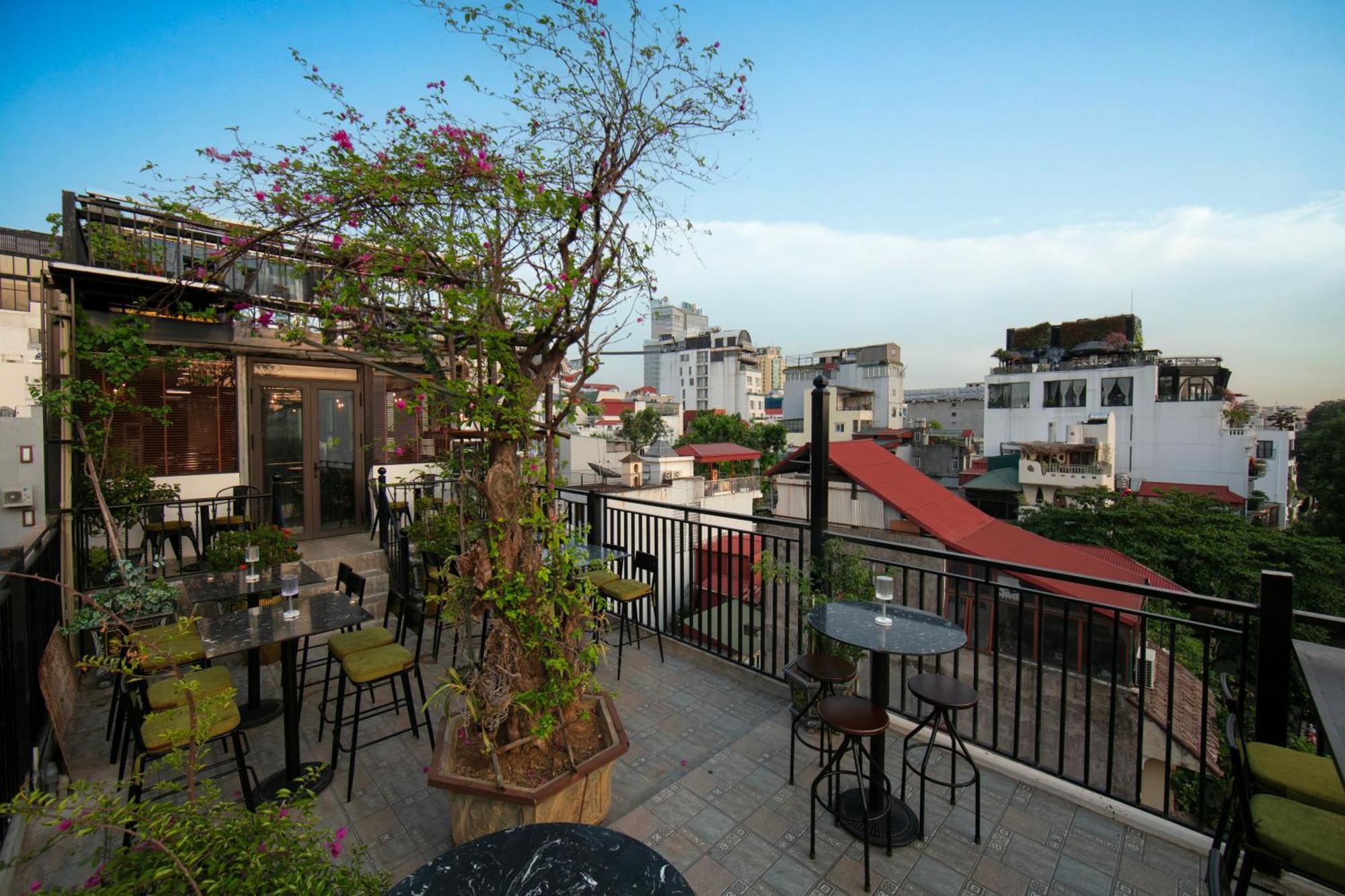 Trangtrang Luxury Hotel Hanoi Buitenkant foto